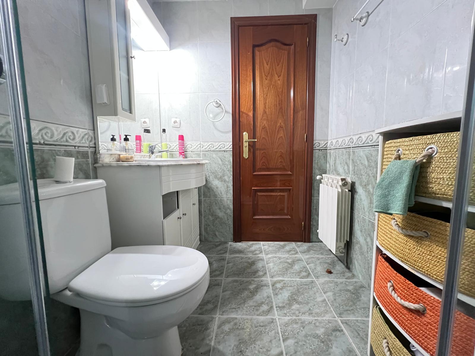 Imagen 20 Piso en venta en Torrejón De Ardoz / Enfrente del parque Jardin del Rosario.