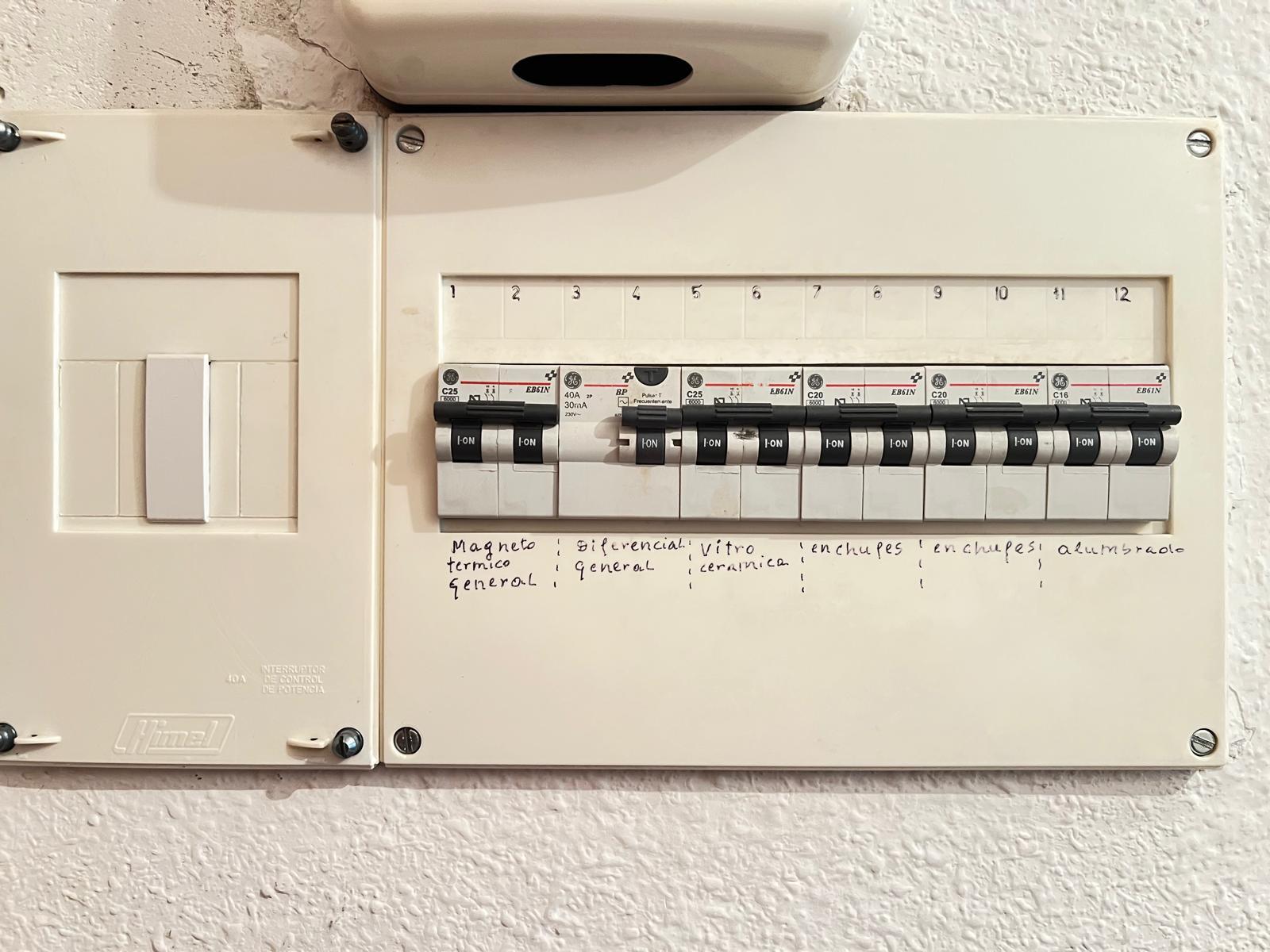 Imagen 27 Piso en venta en Torrejón De Ardoz / Enfrente del parque Jardin del Rosario.