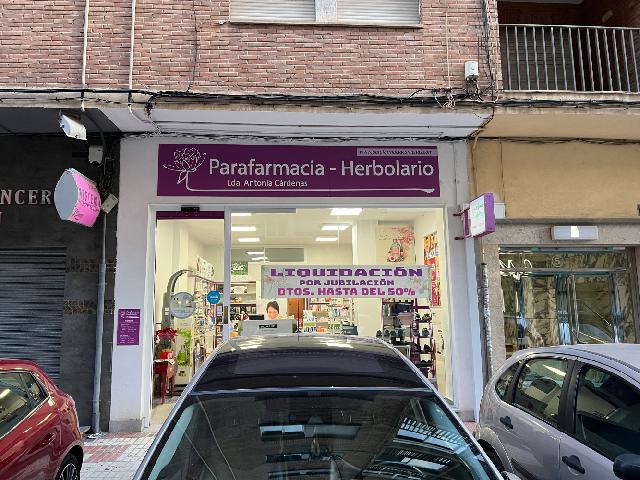 Imagen 5 Inmueble 271953 - Local Comercial en venta en Granada / Junto a Pasteler. Flamboyant en Poeta Manuel de Góngora