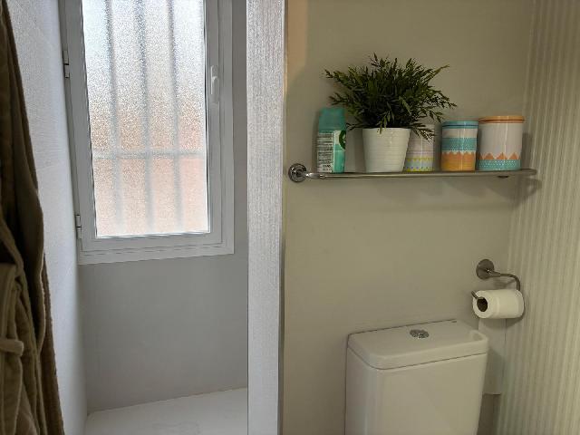 Imagen 7 Inmueble 298937 - Apto. Playa en venta en Benidorm / Levante dos calles de la playa