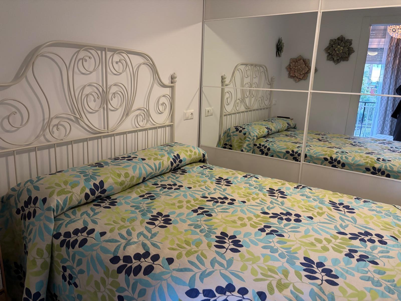 Imagen 3 Apto. Playa en venta en Benidorm / Levante dos calles de la playa