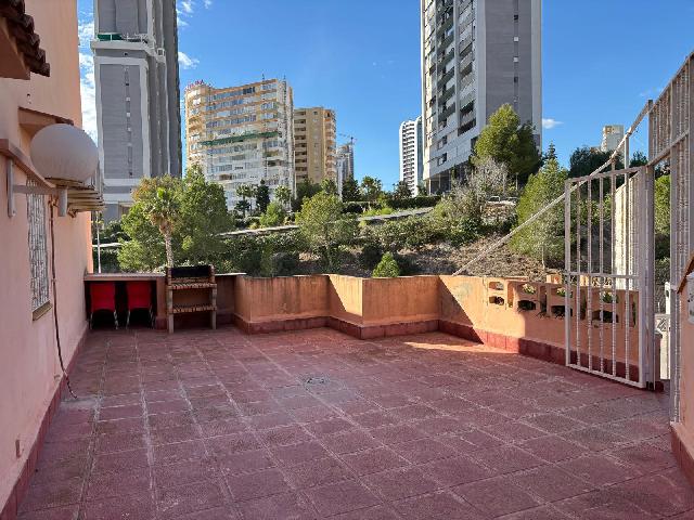 Imagen 1 Inmueble 299251 - Apto. Playa en venta en Benidorm / A 150 metros dela playa de poniente