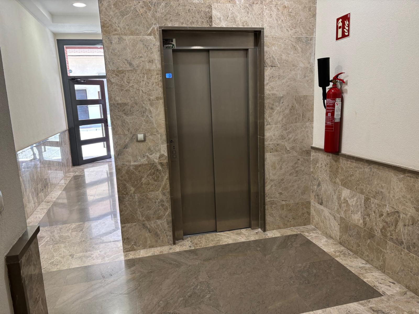 Imagen 9 Apto. Playa en venta en Castalla / A una calle del polideportivo de castalla