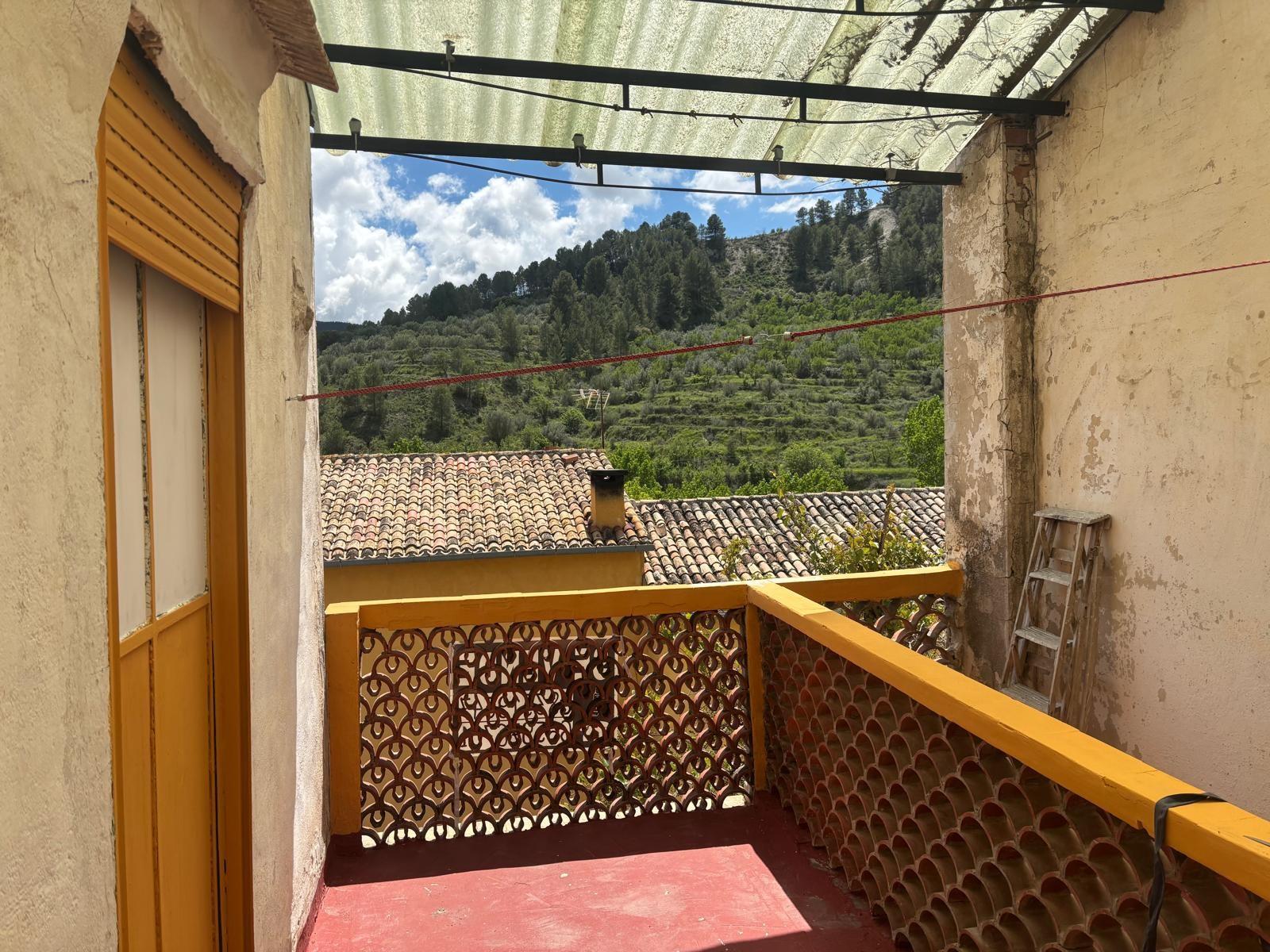 Imagen 5 Casa Adosada en venta en Benilloba / Benilloba centro, con vistas a la montaña