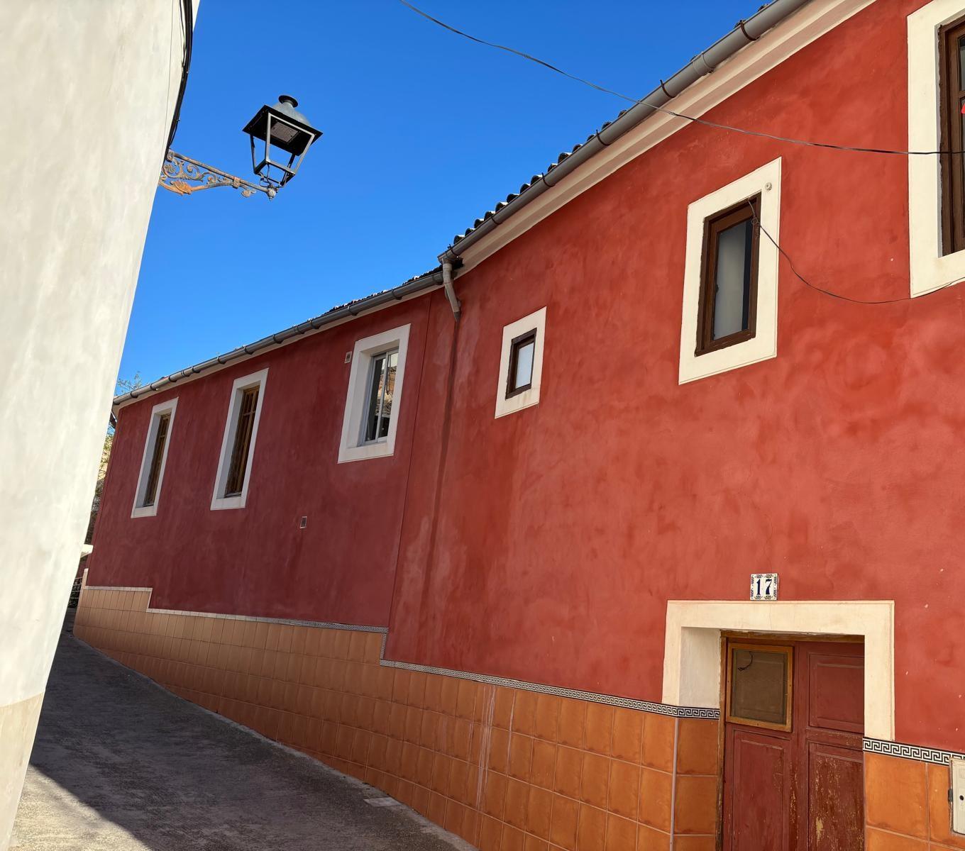Imagen 3 Casa Adosada en venta en Benilloba / Benilloba centro, con vistas a la montaña