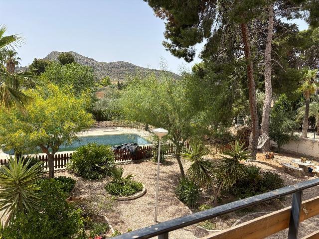Imagen 3 Inmueble 304086 - Casa Aislada en venta en Elda / Hacienda de Elda a 100 metros