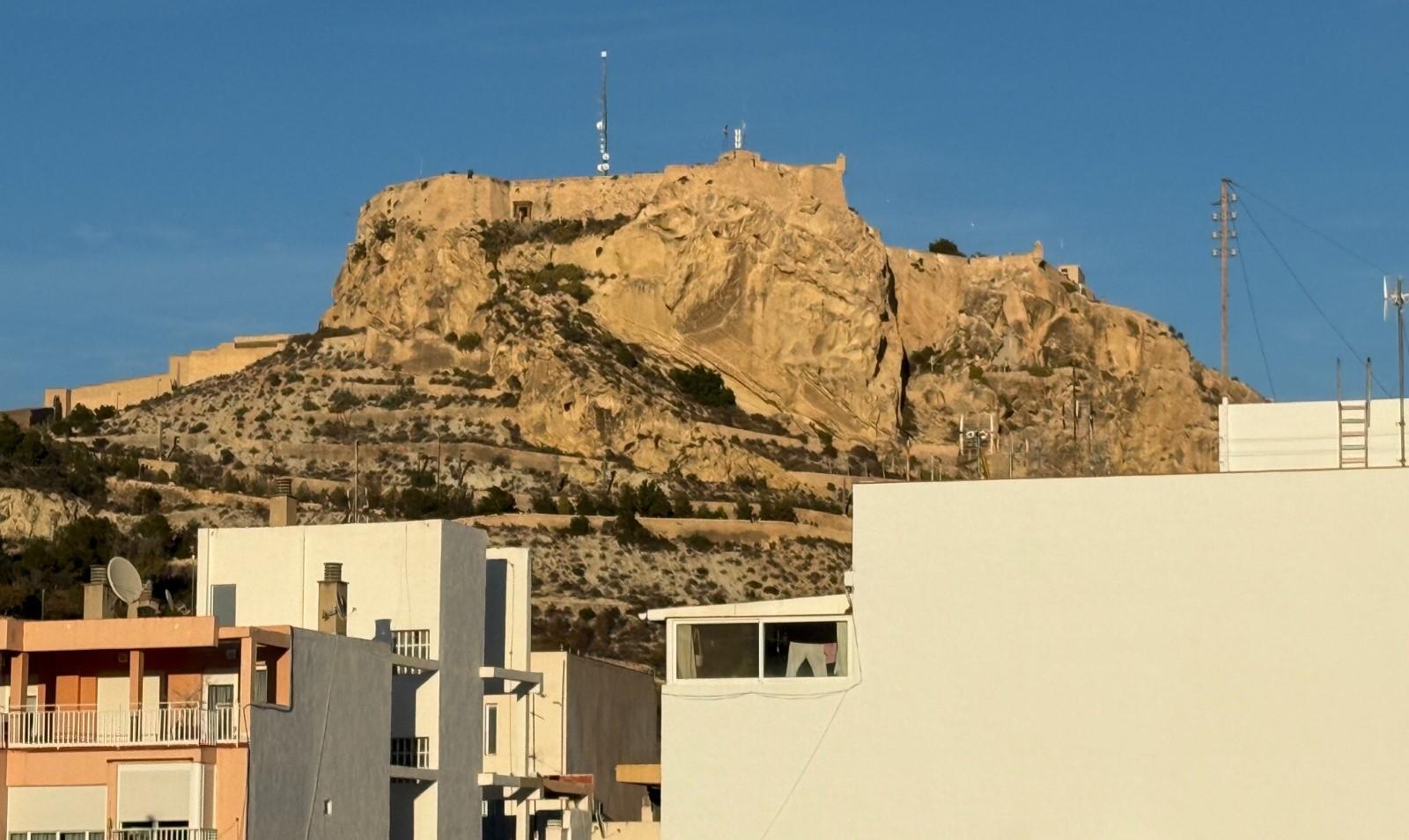 Imagen 11 Apartamento en venta en Alicante/alacant / Cerca del castillo, centro cuidad