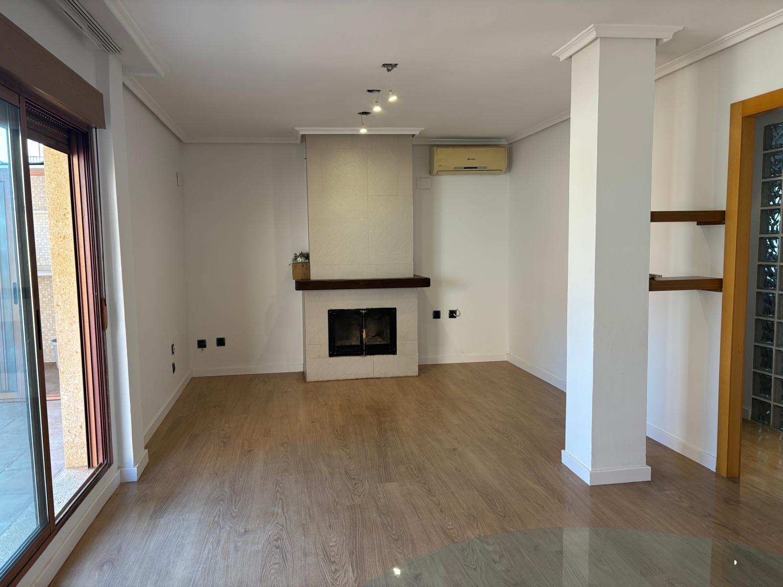 Imagen 1 Apartamento en venta en Ibi / Ramon y cajal centro
