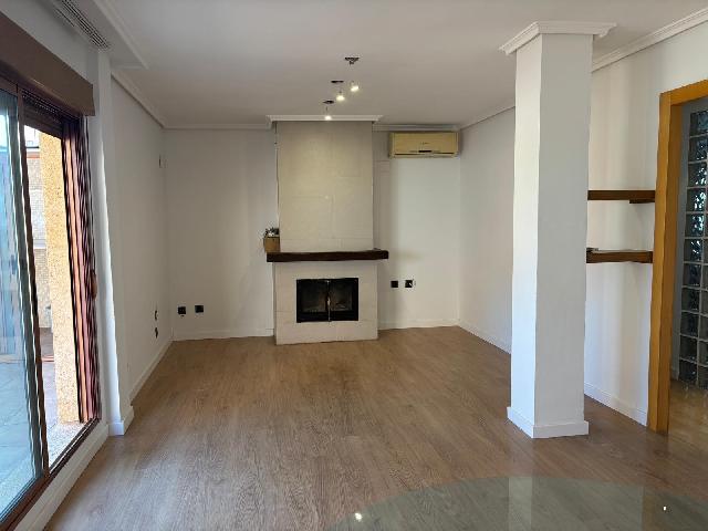 Imagen 1 Inmueble 304814 - Apartamento en venta en Ibi / Ramon y cajal centro