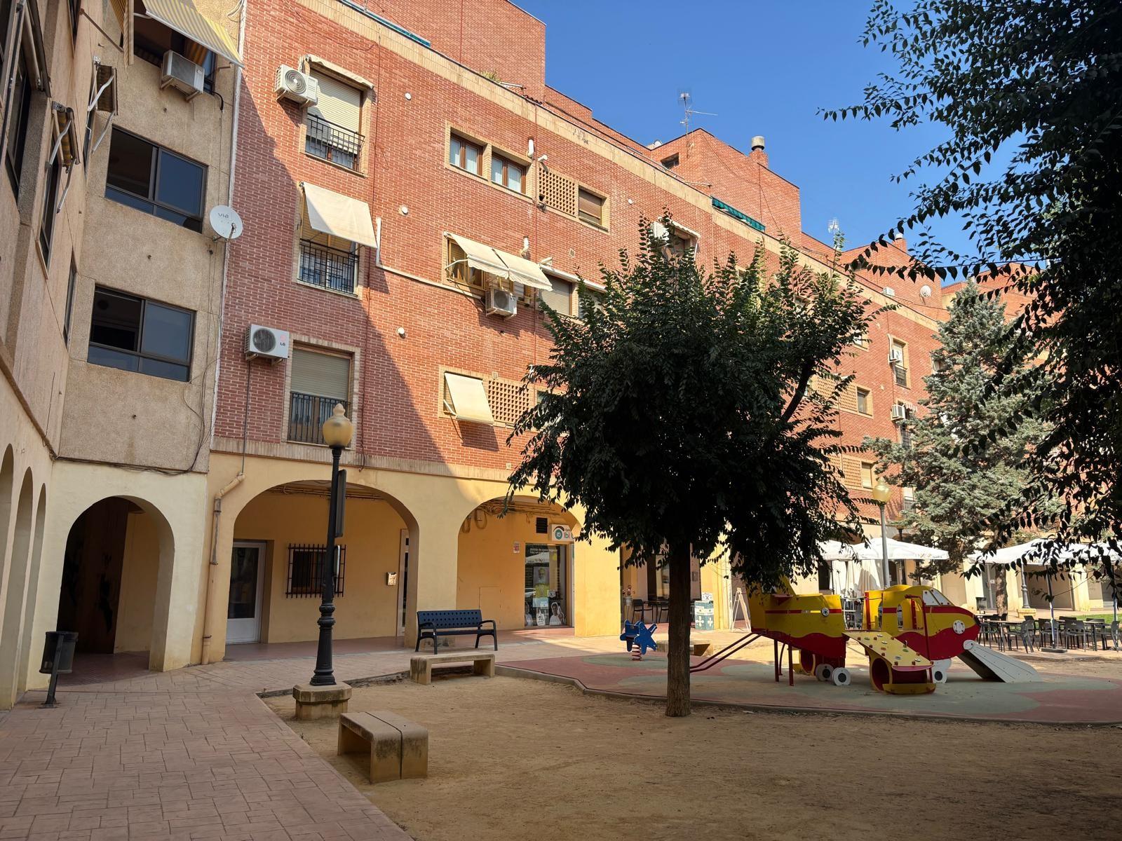 Imagen 3 Apartamento en venta en Ibi / Ramon y cajal centro