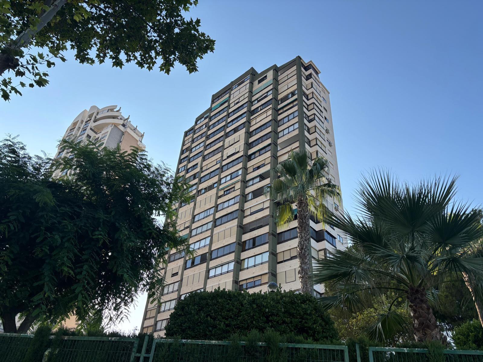 Imagen 4 Apto. Playa en venta en Benidorm / Calle esperanto con avenida de europa