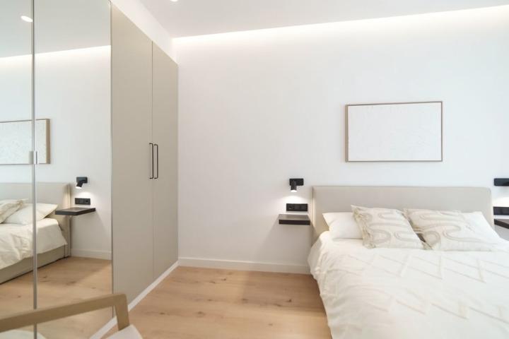 Imagen 16 Piso en venta en Barcelona / Entre plaza alfons comin y carrer de craywinckel