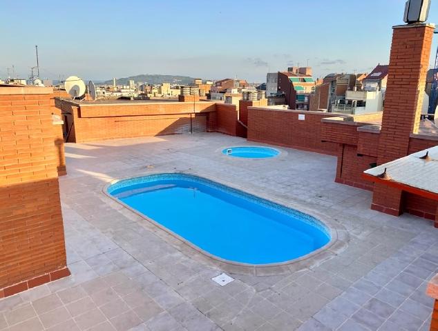 Imagen 1 Inmueble 290596 - Piso en venta en Barcelona / Entre baixada de la gloria y baixada de briz