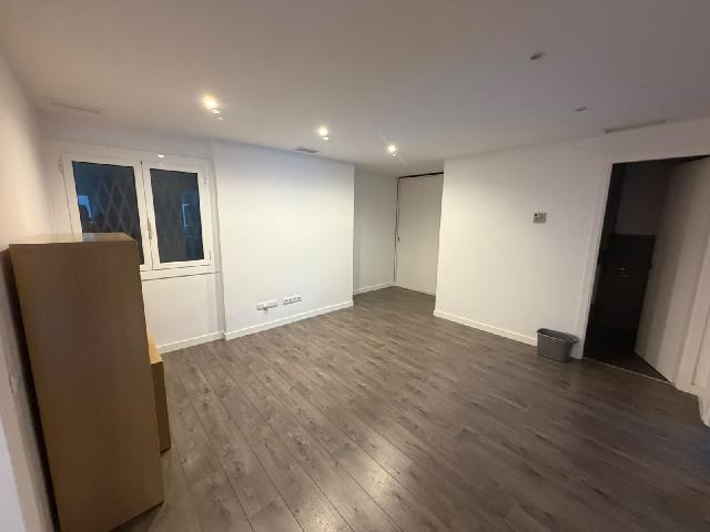 Imagen 25 Inmueble 290596 - Piso en venta en Barcelona / Entre baixada de la gloria y baixada de briz