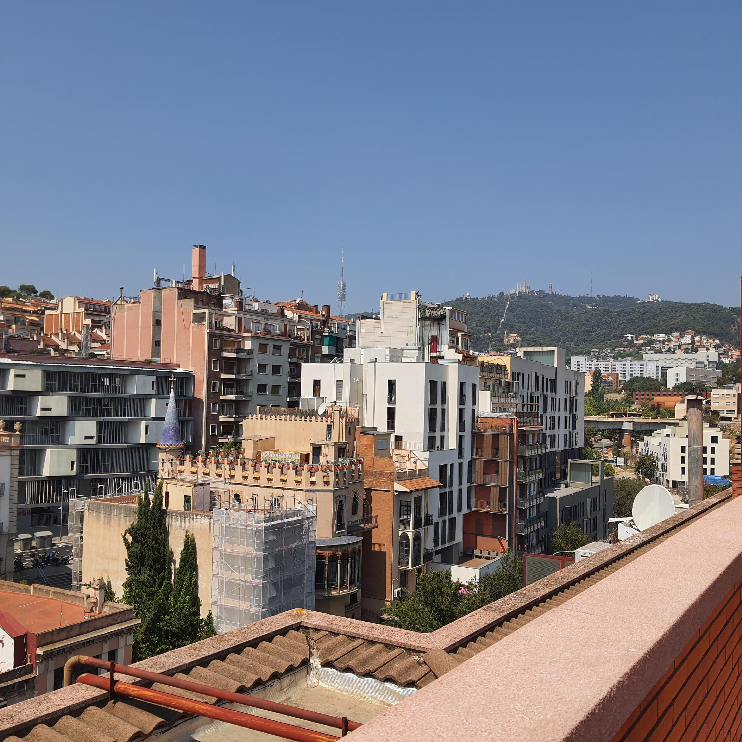 Imagen 6 Piso en venta en Barcelona / Entre baixada de la gloria y baixada de briz