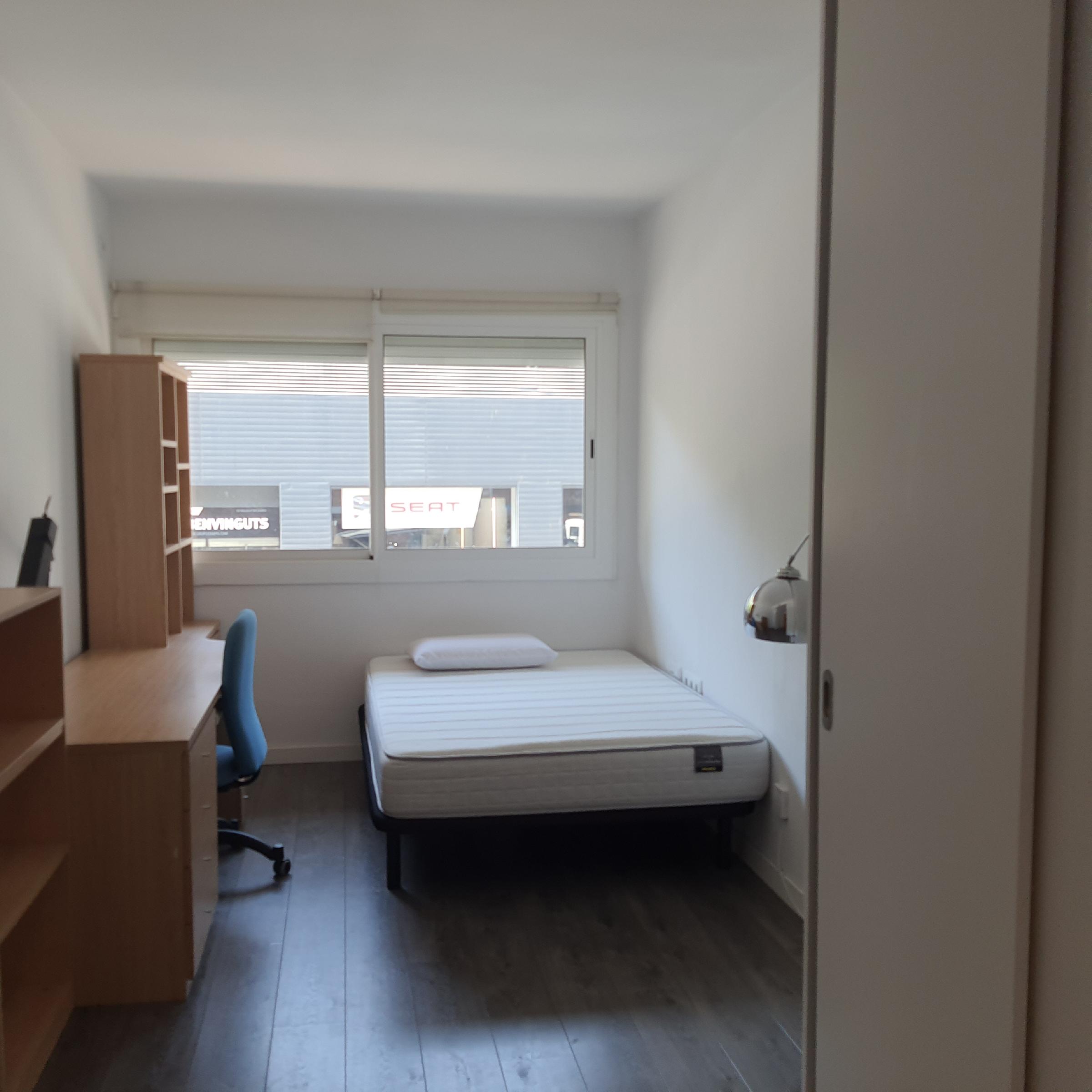 Imagen 17 Piso en venta en Barcelona / Entre baixada de la gloria y baixada de briz