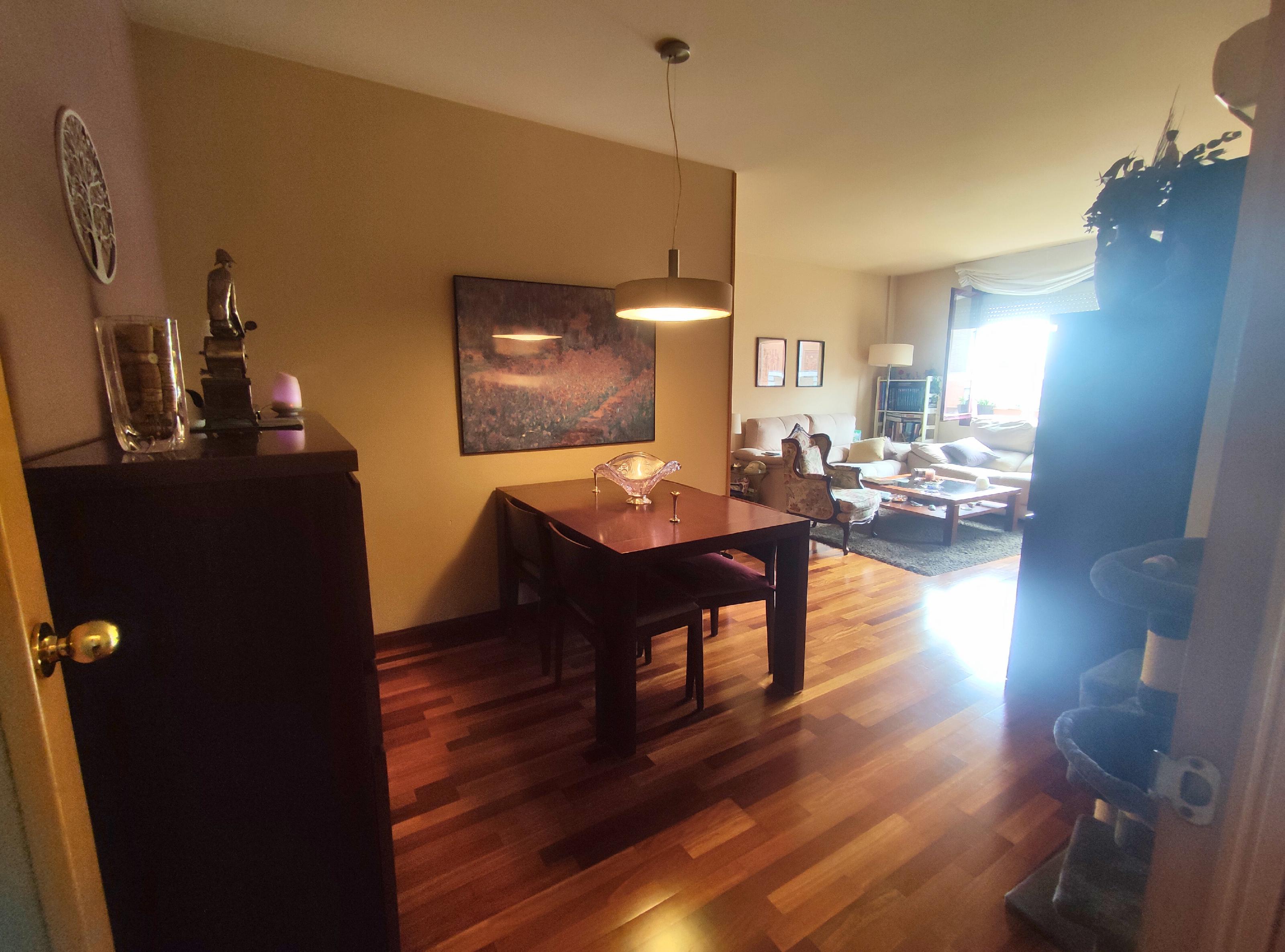 Imagen 4 Piso en venta en Sant Cugat Del Vallès / A metros de Av Cerdanyola