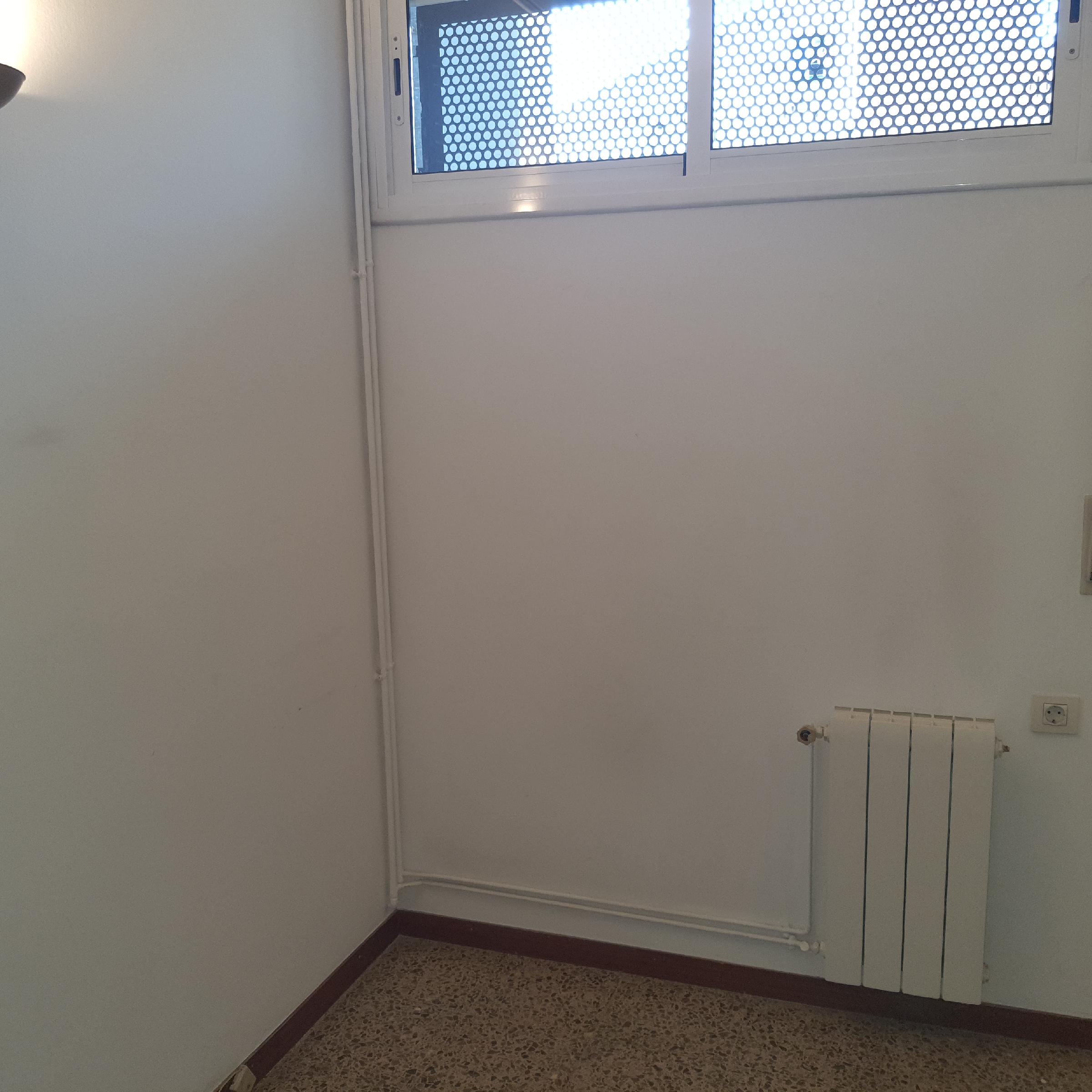 Imagen 3 Dúplex en venta en Barcelona / Plaza Gala Placidia