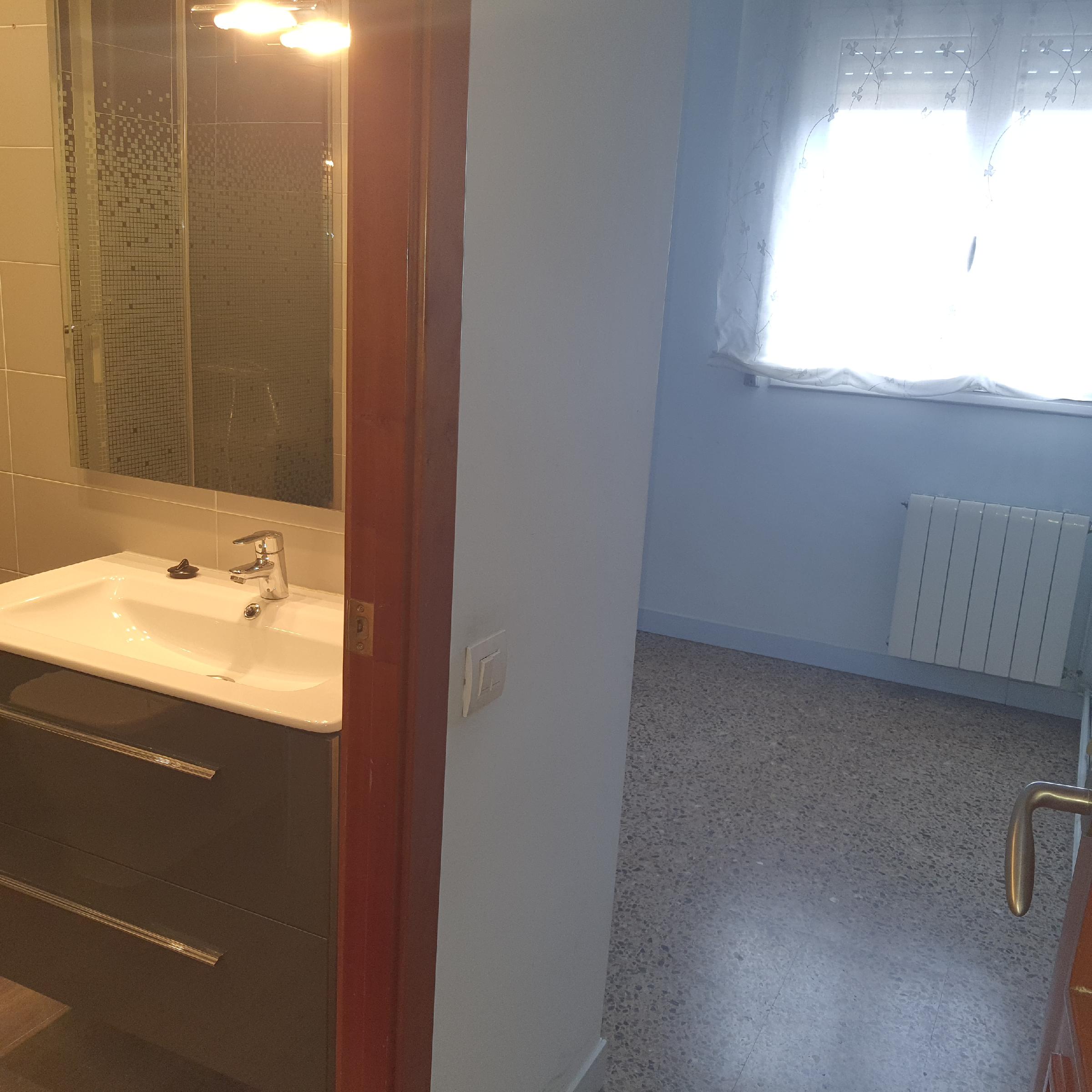 Imagen 12 Dúplex en venta en Barcelona / Plaza Gala Placidia