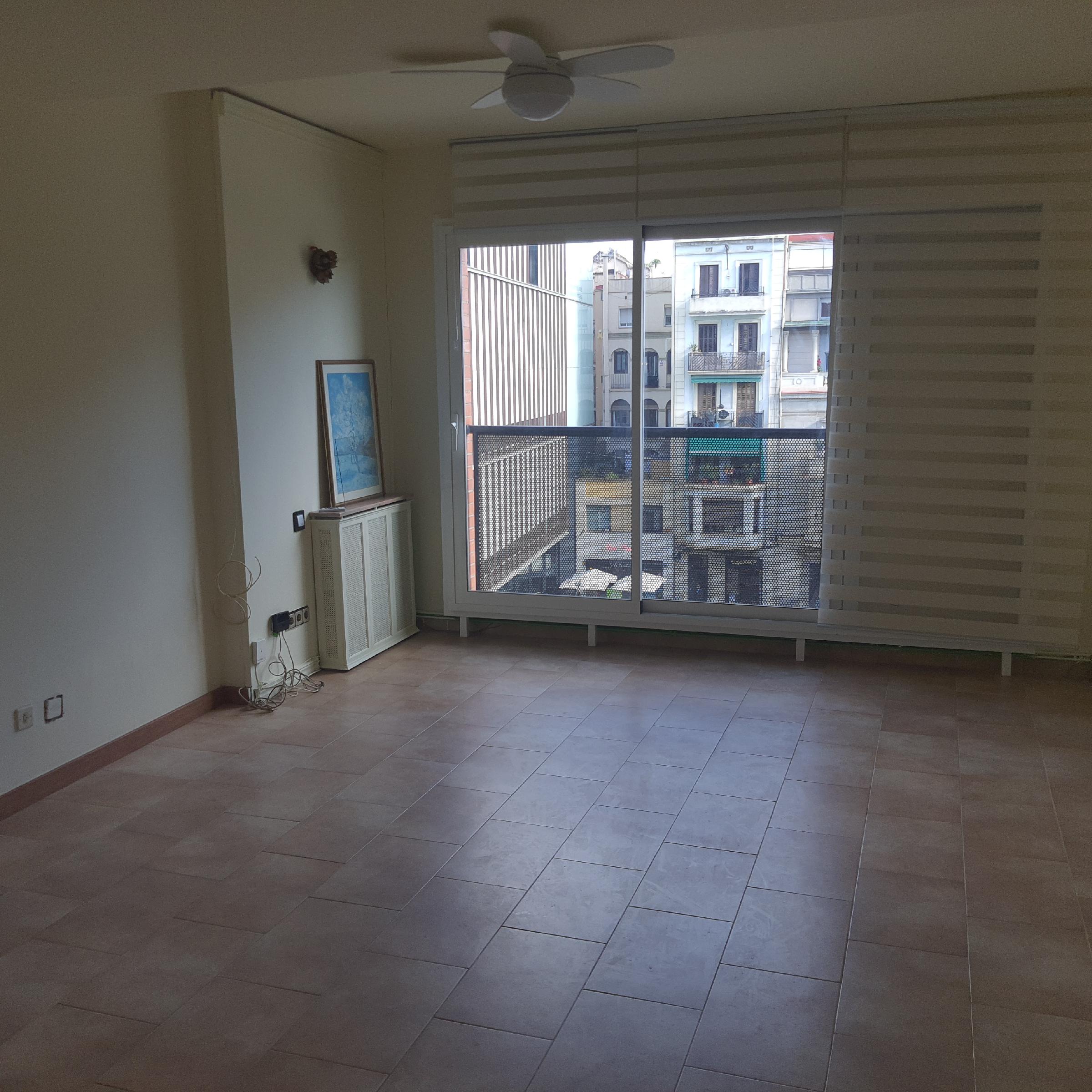 Imagen 2 Dúplex en venta en Barcelona / Plaza Gala Placidia
