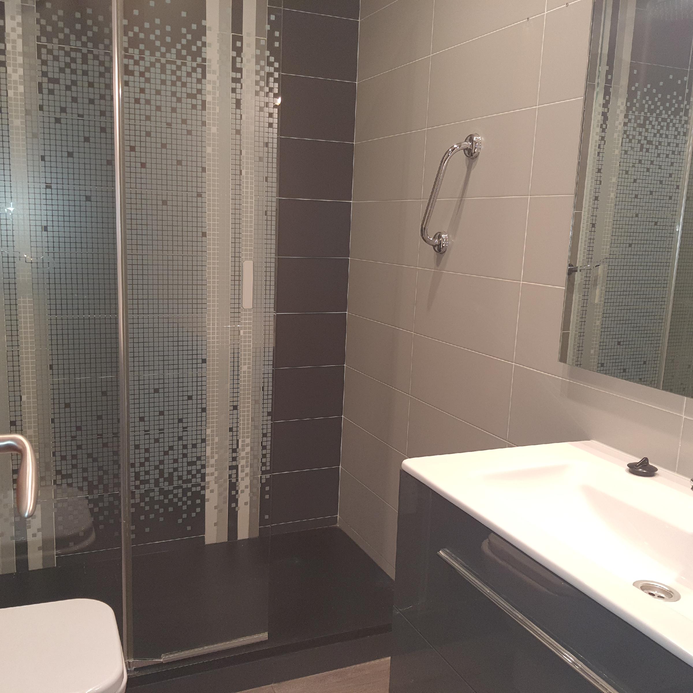 Imagen 13 Dúplex en venta en Barcelona / Plaza Gala Placidia