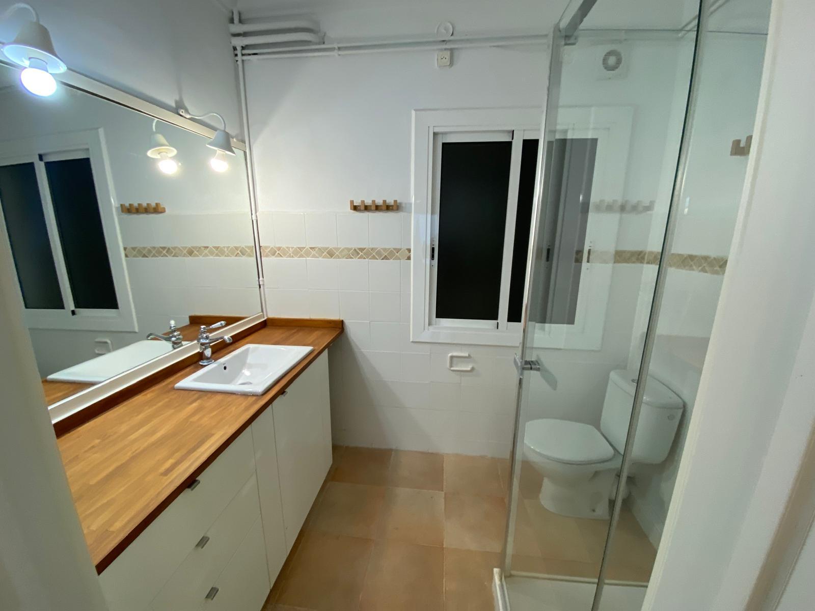 Imagen 3 Piso en venta en Barcelona / Zona exclusiva, entre las calles Mandri y Muntaner.