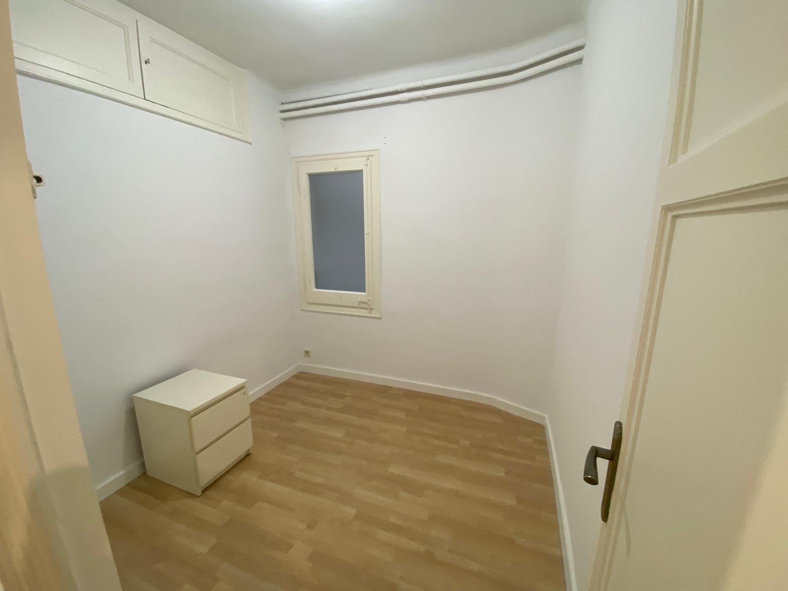 Imagen 2 Piso en venta en Barcelona / Zona exclusiva, entre las calles Mandri y Muntaner.