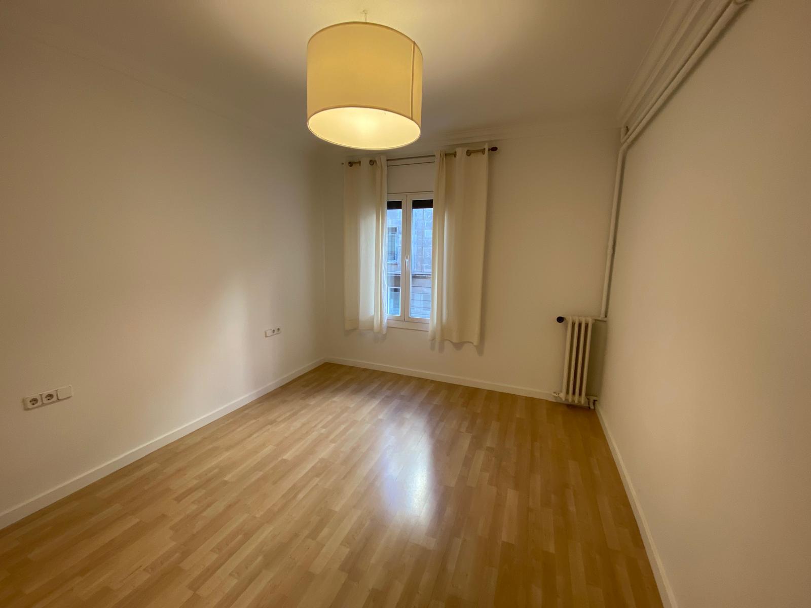 Imagen 19 Piso en venta en Barcelona / Zona exclusiva, entre las calles Mandri y Muntaner.