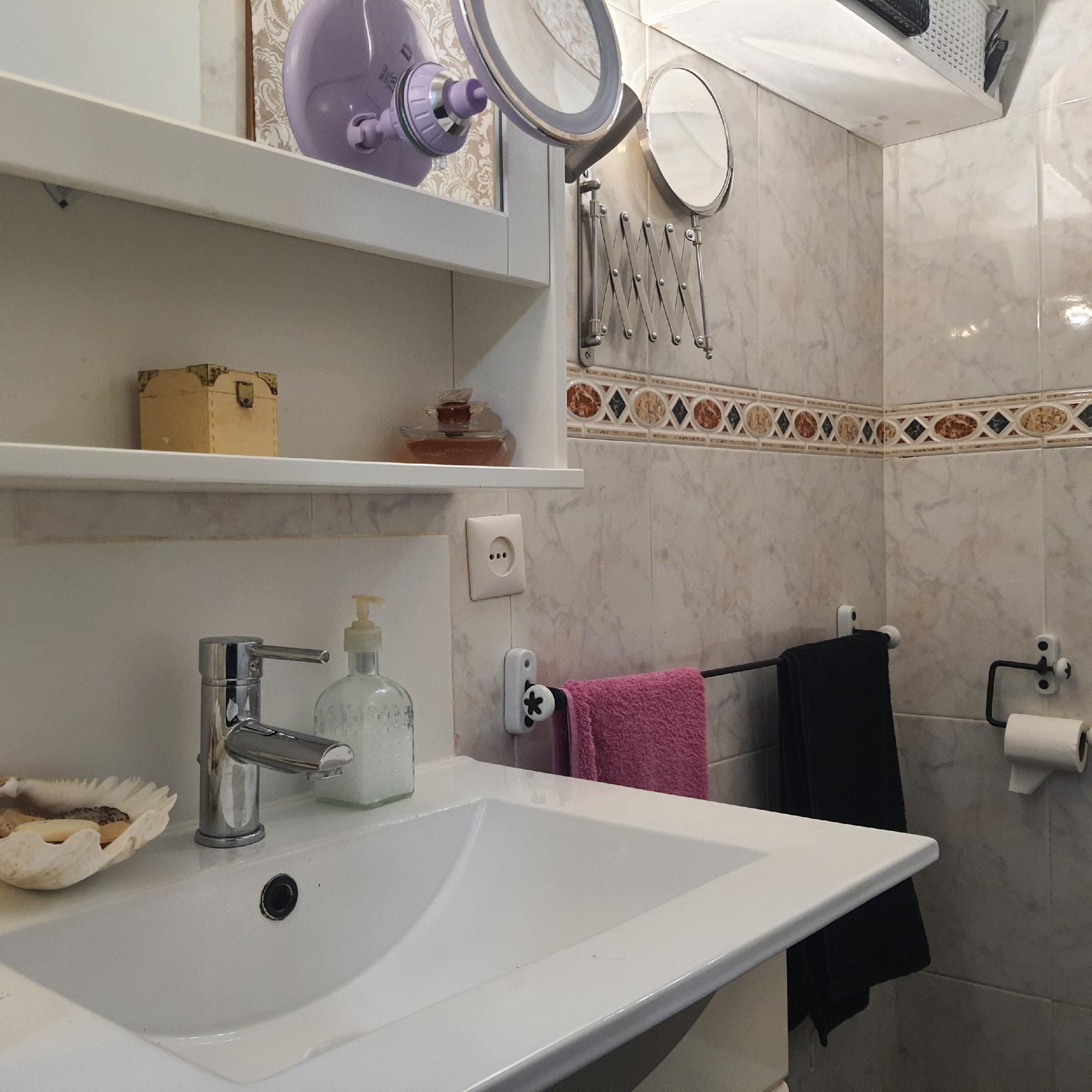 Imagen 11 Piso en venta en Barcelona / Junto calle mora de ebro y metro el coll la teixonera