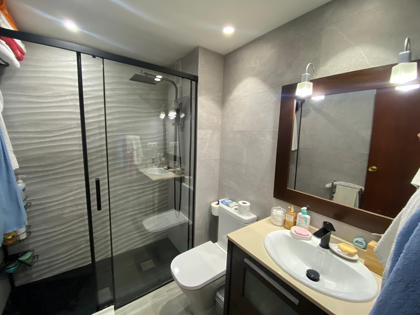 Imagen 17 Piso en venta en Barcelona / Entre plaza alfons comin y pasaje de gomis