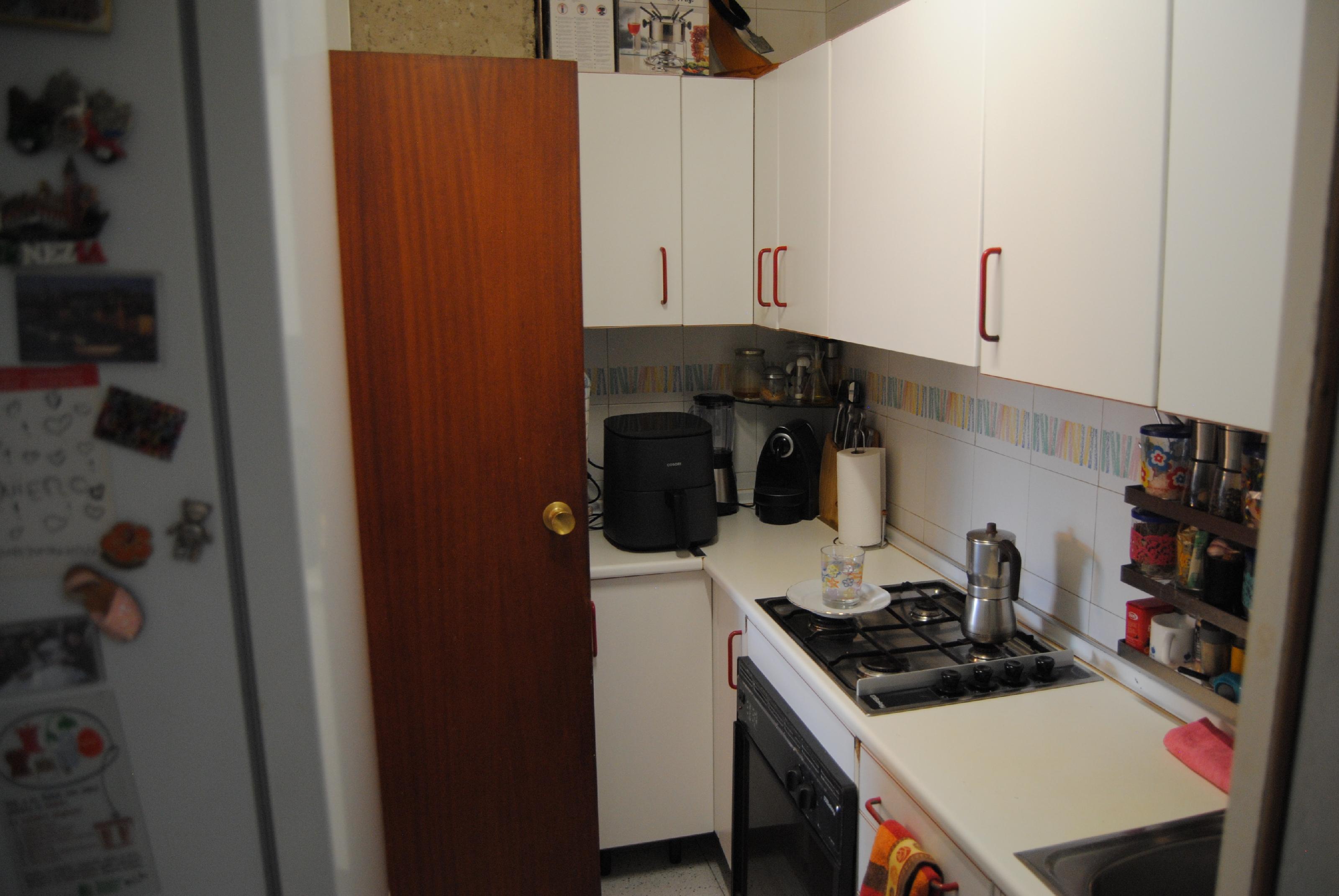 Imagen 13 Piso en venta en Barcelona / Entre plaza alfons comin y pasaje de gomis