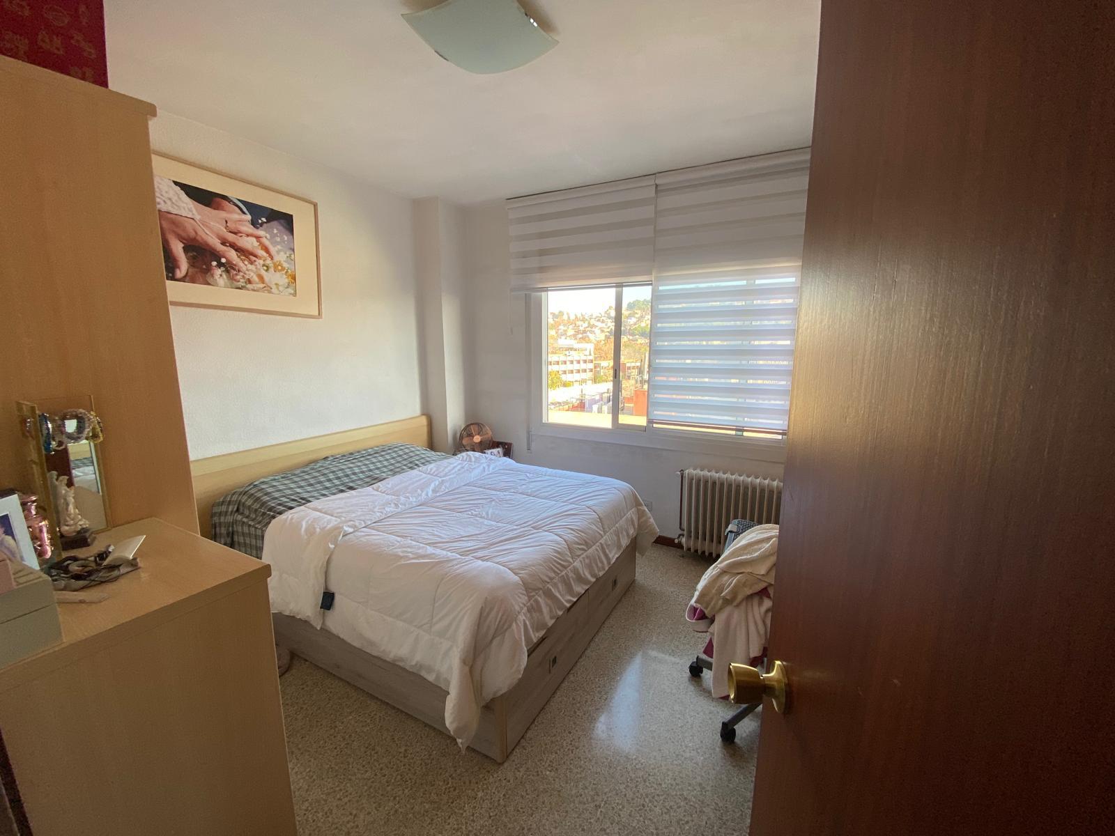 Imagen 15 Piso en venta en Barcelona / Entre plaza alfons comin y pasaje de gomis