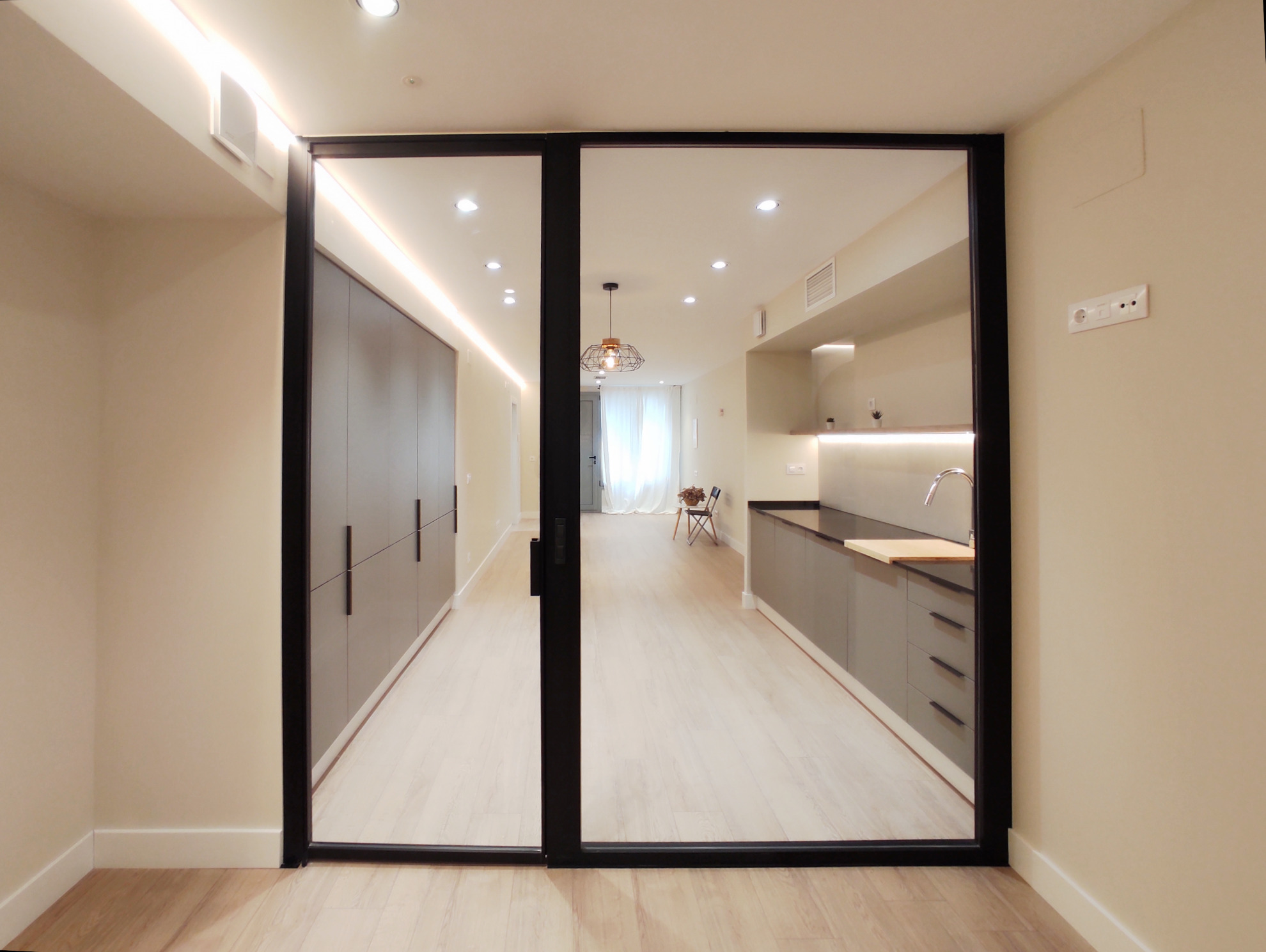 Imagen 7 Piso en venta en Barcelona / Vallirana con Francoli