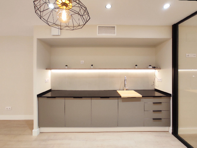 Imagen 6 Inmueble 300765 - Piso en venta en Barcelona / Vallirana con Francoli