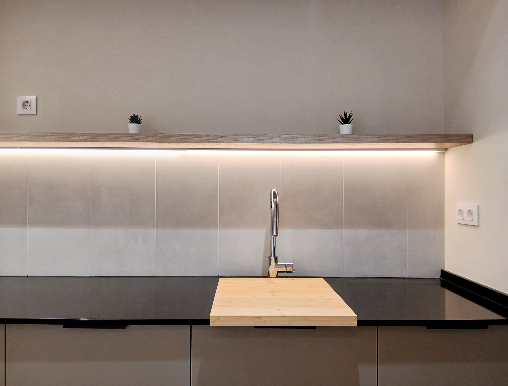 Imagen 7 Piso en venta en Barcelona / Carrer vallirana esquina francoli