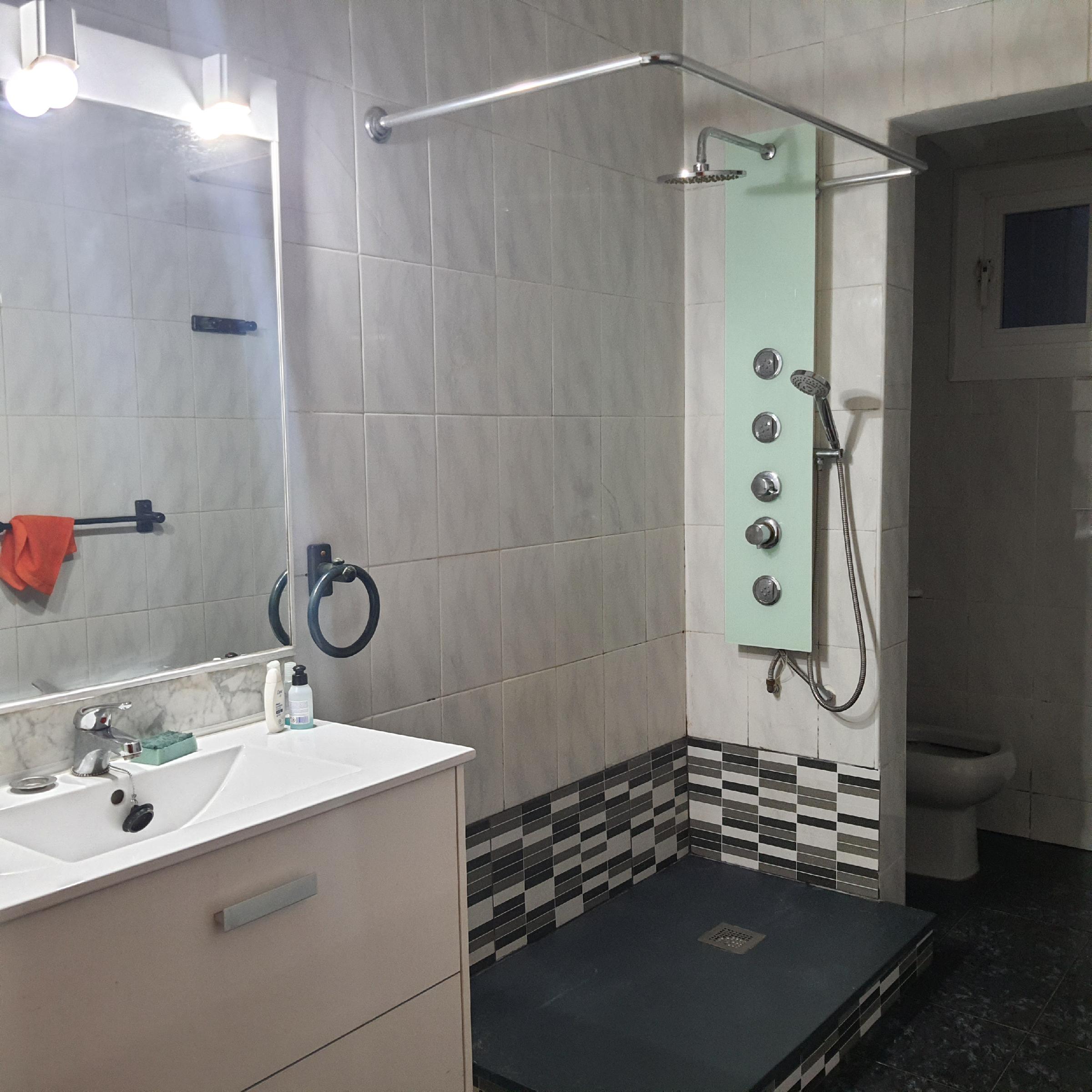 Imagen 11 Piso en venta en Barcelona / Entre rambla del prat y plaza de la llibertat