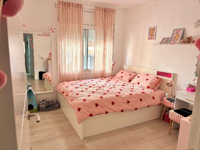 Imagen 6 Inmueble 300965 - Piso en venta en Barcelona / Entre Mora la nova i pasage albiell