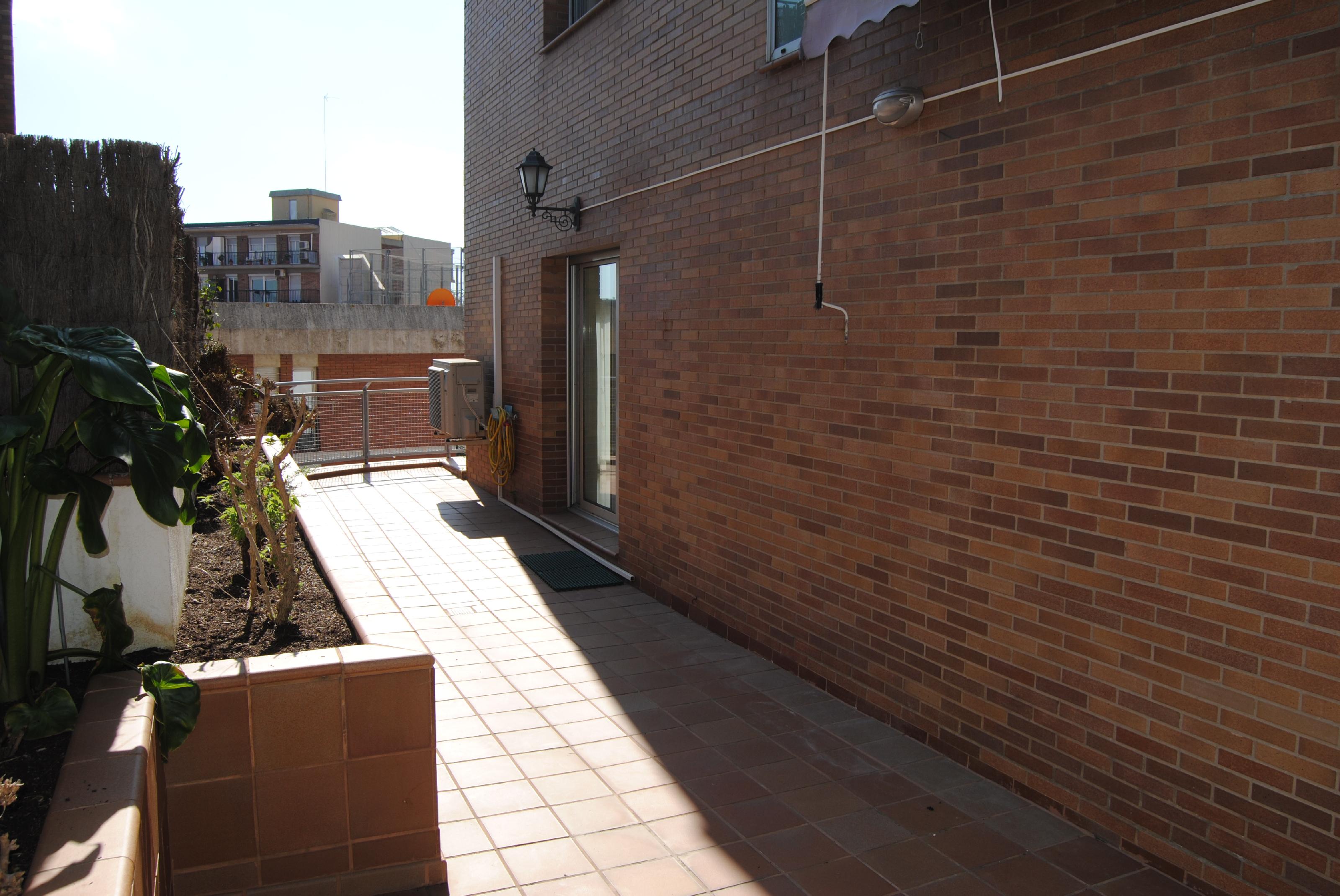 Imagen 9 Casa en venta en Barcelona / Entre avda vallcarca y carretera de la arrabasada