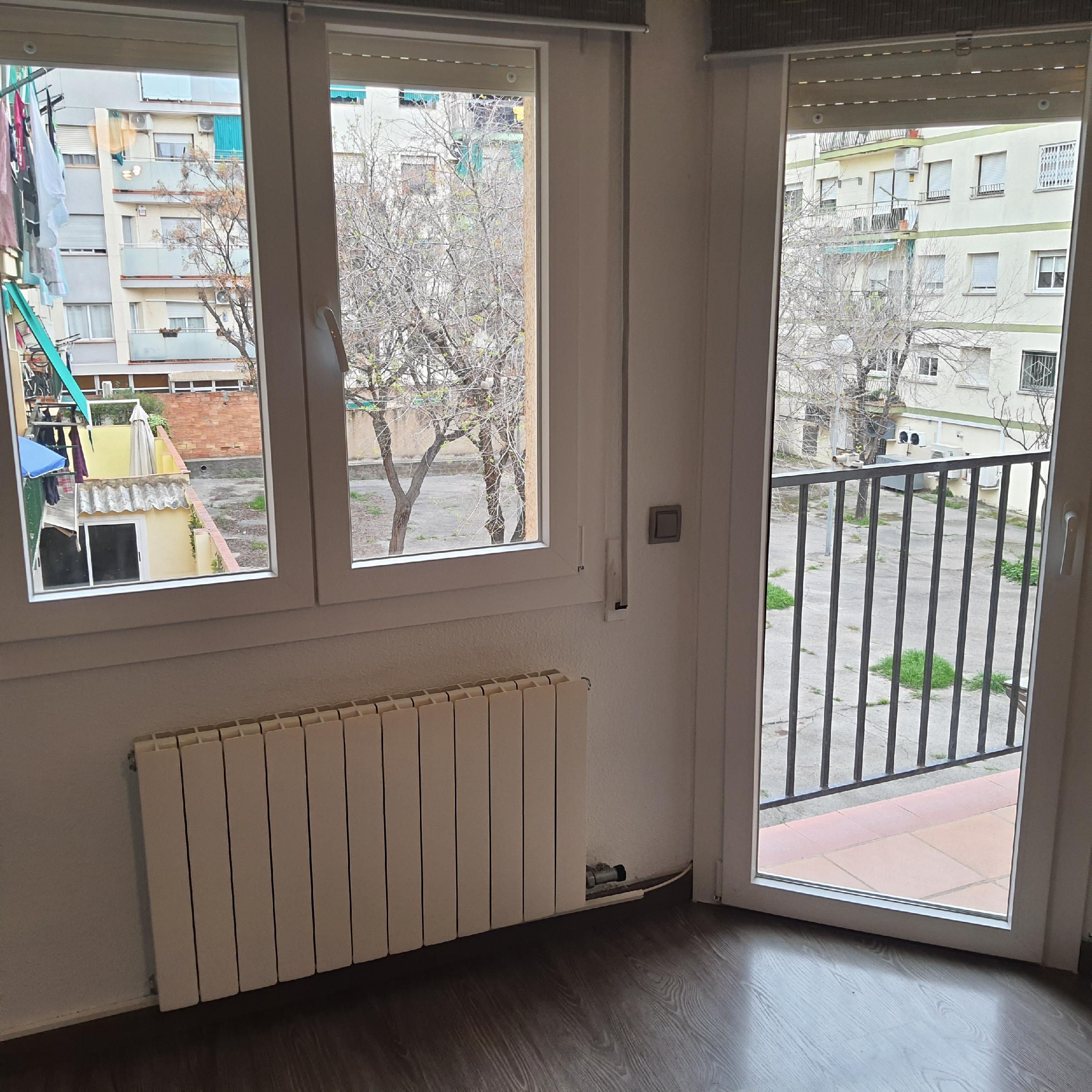 Imagen 1 Piso en venta en Viladecans / Junto mercado de la constitución