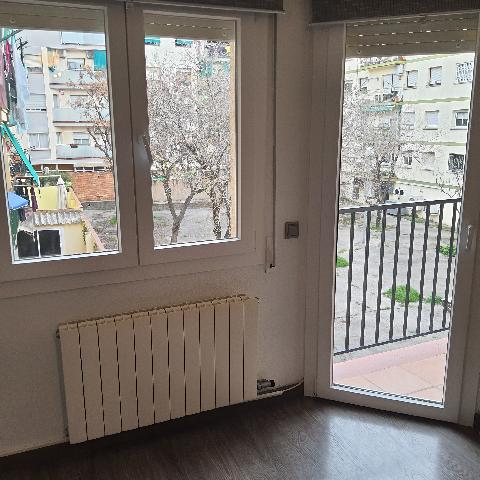 Imagen 1 Inmueble 301132 - Piso en venta en Viladecans / Junto mercado de la constitución