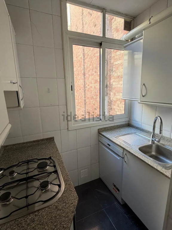 Imagen 4 Piso en venta en Barcelona / Entre ronda general mitre y plaza del mercat del putxet