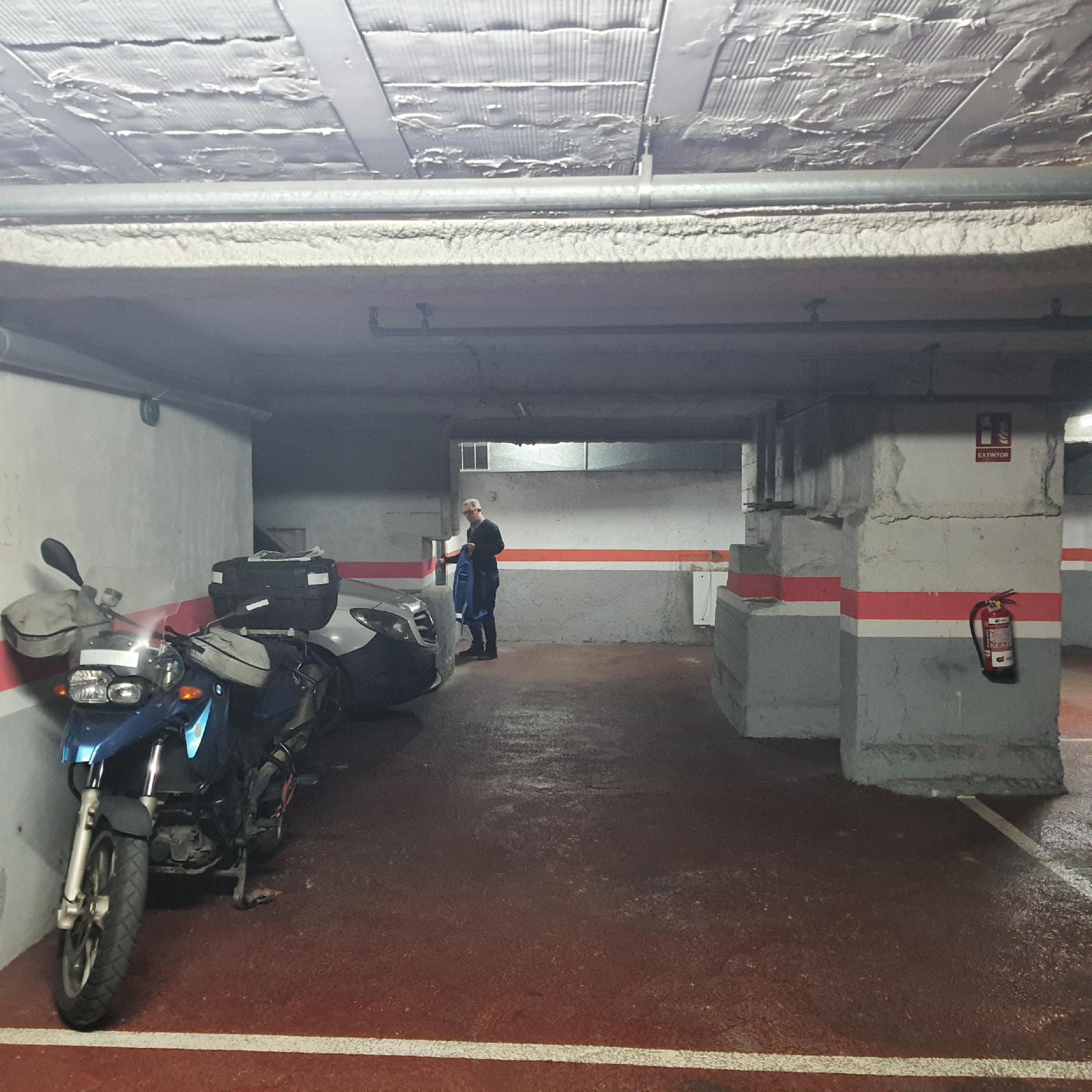 Imagen 6 Parking Coche en venta en Barcelona / Luca con carrer craywinckel