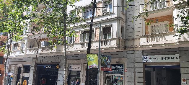 Imagen 2 Inmueble 302994 - Piso en venta en Barcelona / Avda republica argentina on calle Craywinckel
