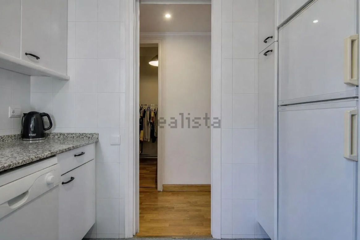 Imagen 16 Piso en venta en Barcelona / Avda republica argentina on calle Craywinckel