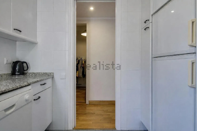 Imagen 16 Inmueble 302994 - Piso en venta en Barcelona / Avda republica argentina on calle Craywinckel