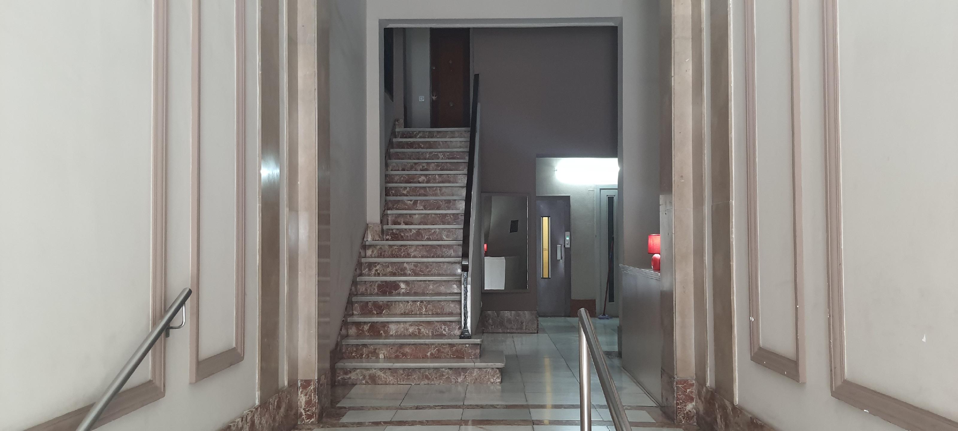 Imagen 25 Piso en venta en Barcelona / Avda republica argentina on calle Craywinckel