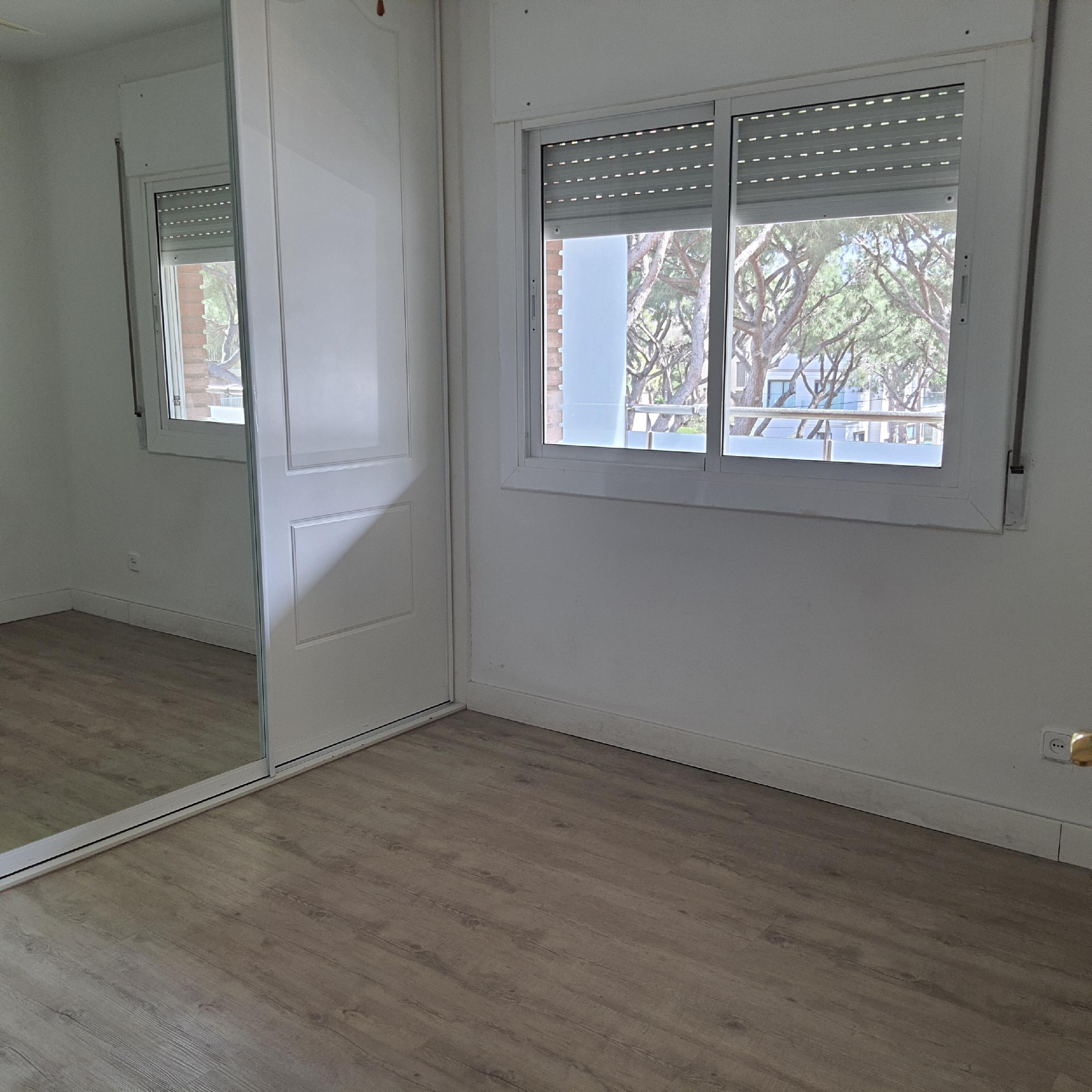 Imagen 10 Piso en alquiler en Castelldefels / A 500 metros de la playa de la pineda