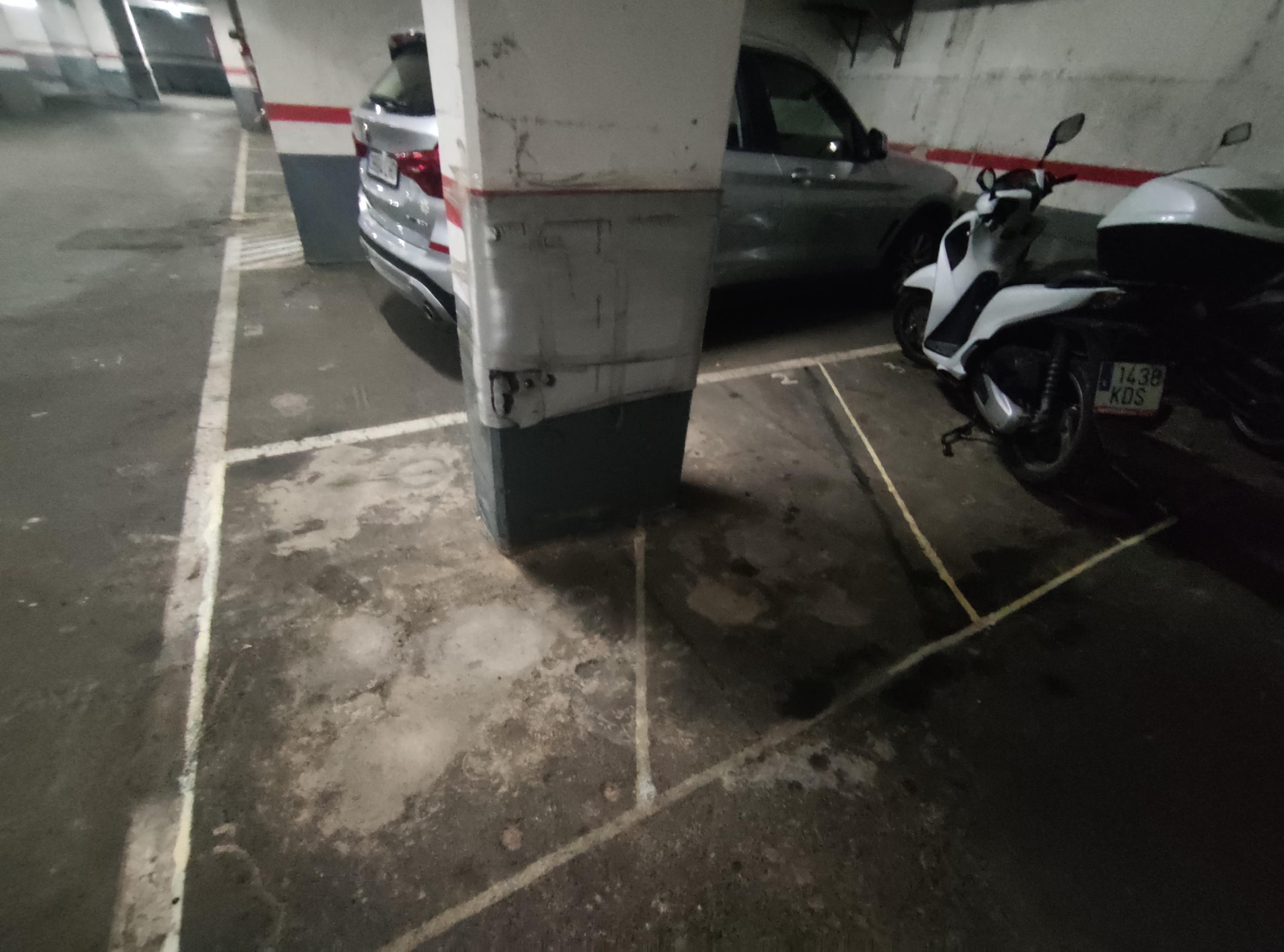 Imagen 1 Parking Moto en alquiler en Sant Cugat Del Vallès / Entradas por valles 94 y Rambla de Cel...