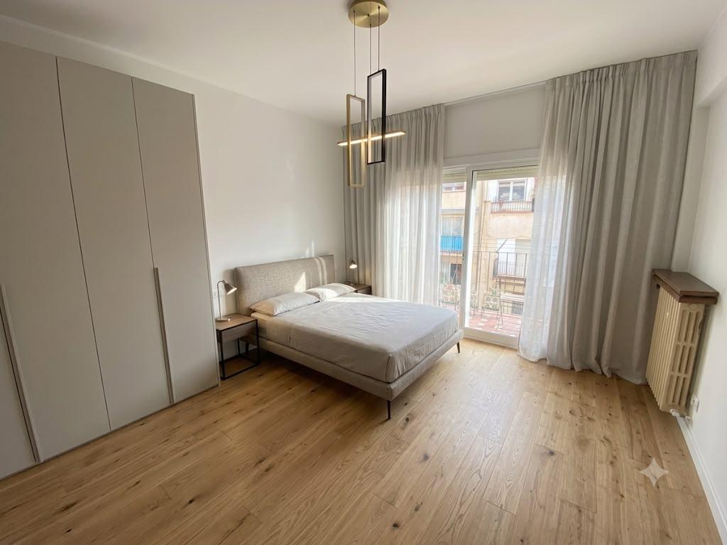 Imagen 2 Piso en venta en Barcelona / A metros de Plaza Alfonso Comin