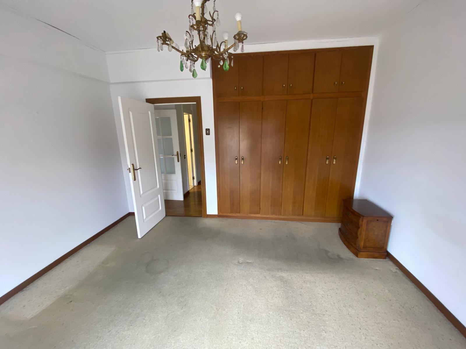 Imagen 12 Piso en venta en Barcelona / A metros de Plaza Alfonso Comin